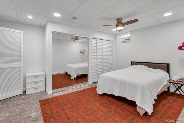 1853 W Bend Drive, Bloomfield Hills, MI 48302