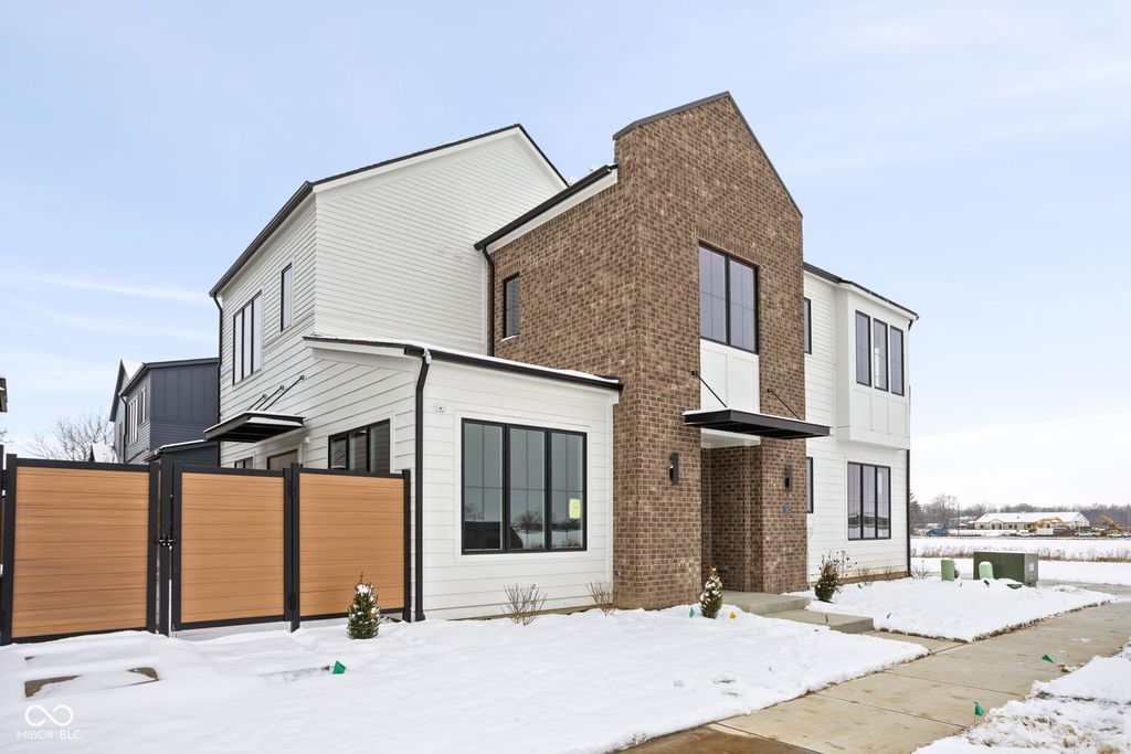 1675 Axle Way, Westfield, IN 46074