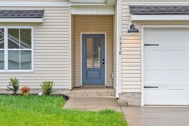 1077 Fox Dr, Joelton, TN 37080