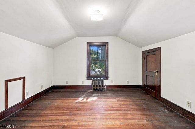 429 Greenwich St, Belvidere Twp., NJ 07823