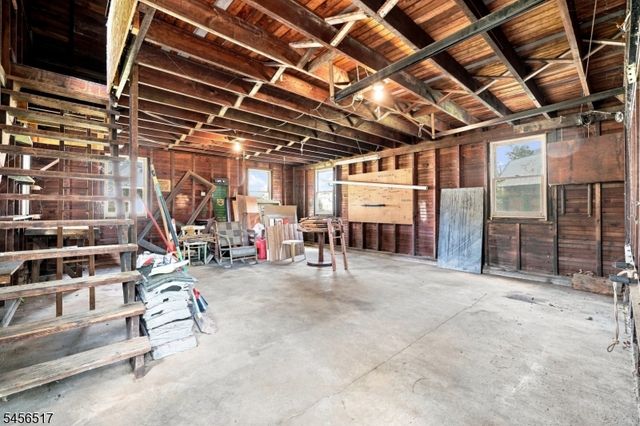 429 Greenwich St, Belvidere Twp., NJ 07823
