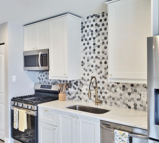 514 Birch Tree Lane, Michigan City, IN 46360