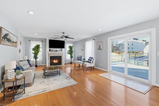 8583 Wayland ST, Norfolk, VA 23503