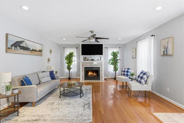 8583 Wayland ST, Norfolk, VA 23503