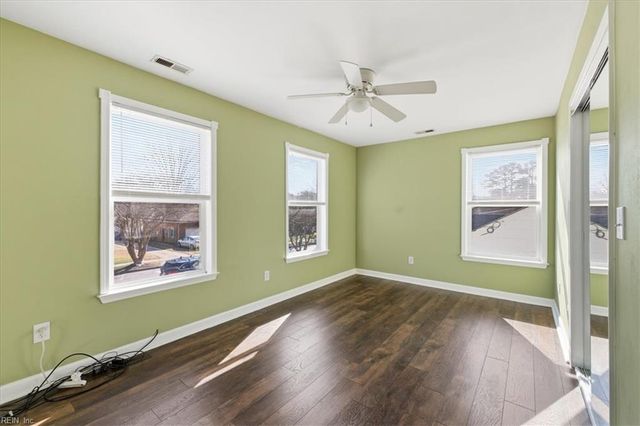 8583 Wayland ST, Norfolk, VA 23503