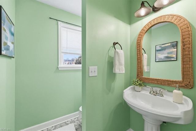 8583 Wayland ST, Norfolk, VA 23503