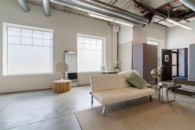 420 12th Avenue SE Floor 1, Cedar Rapids, IA 52401