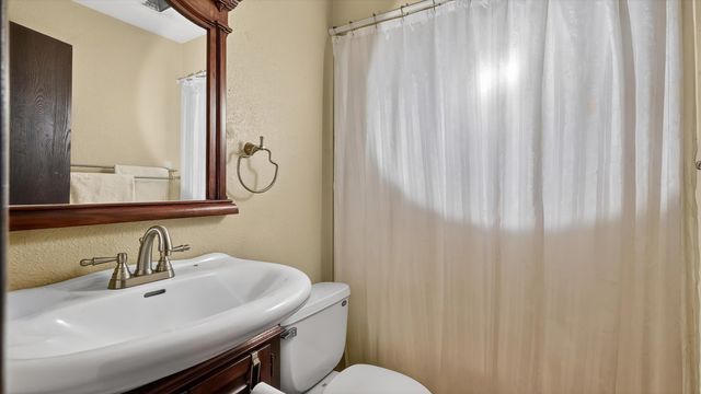 11227 N Astor Rd, Spokane, WA 99218