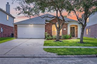 2606 Cypress Springs Drive, Pearland, TX 77584