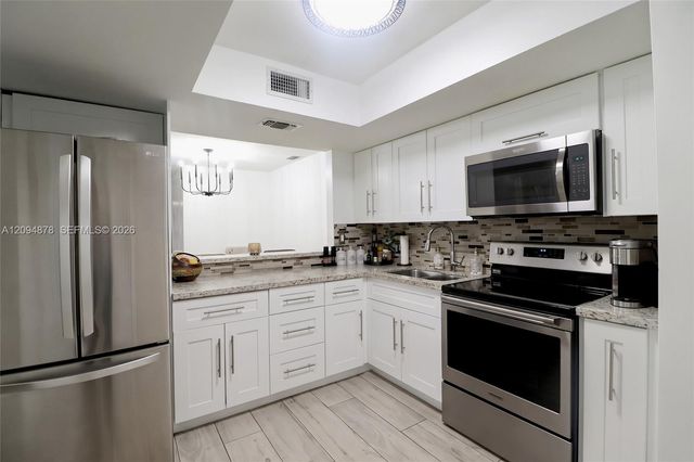 8402 SW 208th Street, Cutler Bay, FL 33189