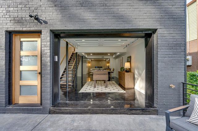 2005 Vine Street, Chattanooga, TN 37404