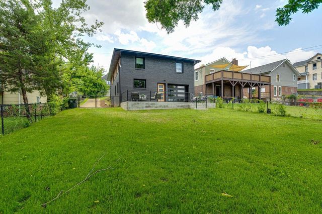 2005 Vine Street, Chattanooga, TN 37404