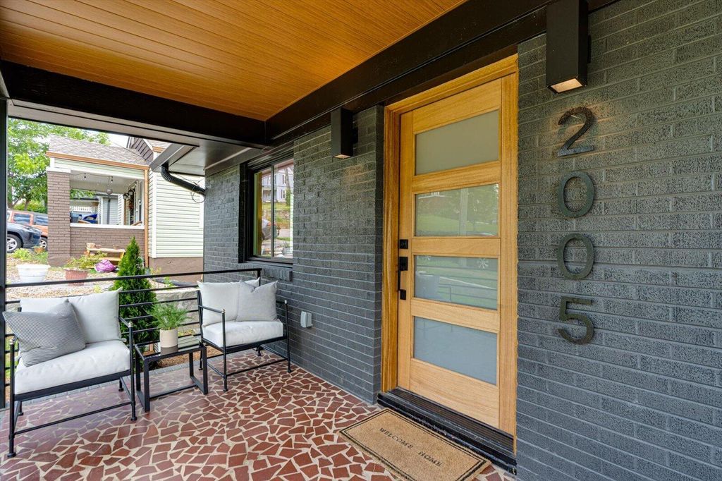 2005 Vine Street, Chattanooga, TN 37404