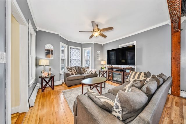 8 Ford St, Haverhill, MA 01832