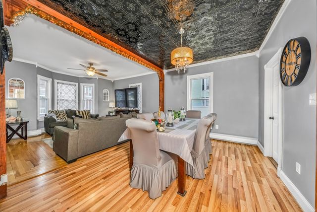 8 Ford St, Haverhill, MA 01832