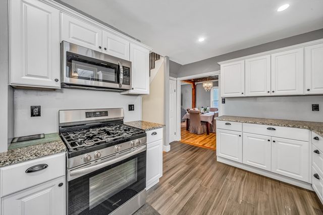 8 Ford St, Haverhill, MA 01832