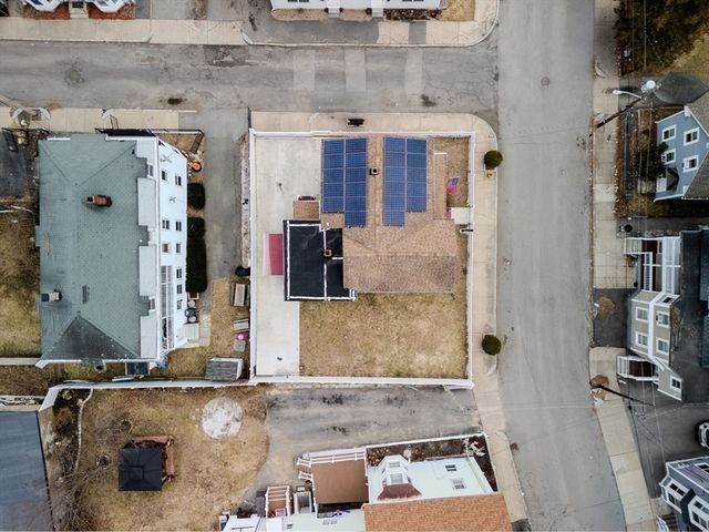 8 Ford St, Haverhill, MA 01832