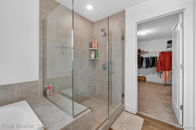 2344 Provencal Drive, Commerce Twp, MI 48382