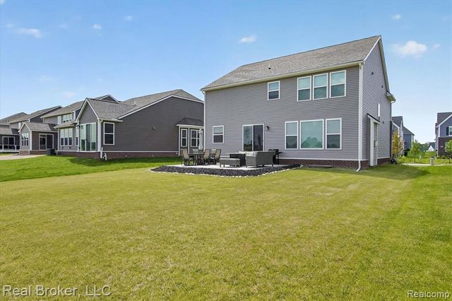 2344 Provencal Drive, Commerce Twp, MI 48382