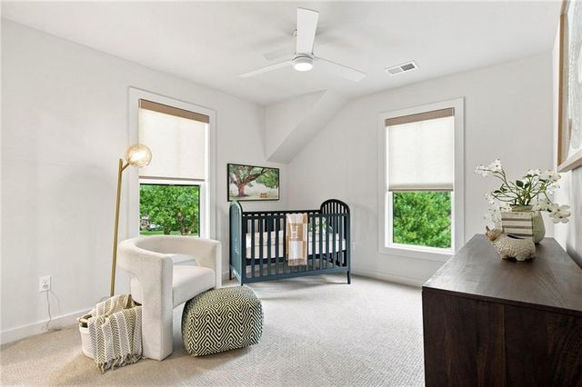 2907 W 72nd Terrace, Prairie Village, KS 66208