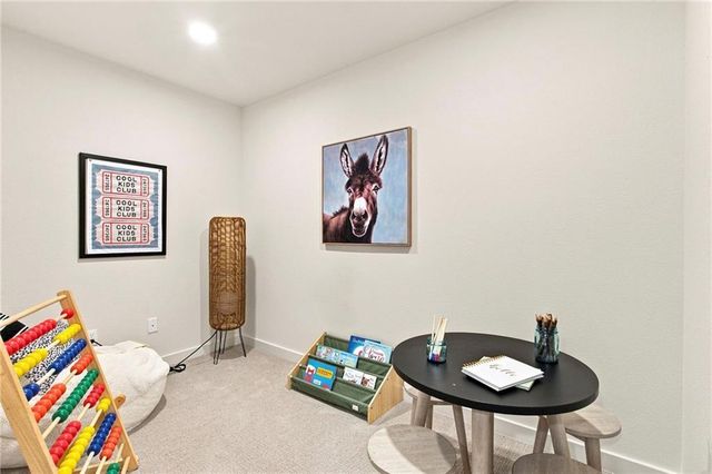 2907 W 72nd Terrace, Prairie Village, KS 66208