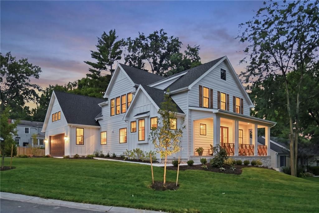 2907 W 72nd Terrace, Prairie Village, KS 66208