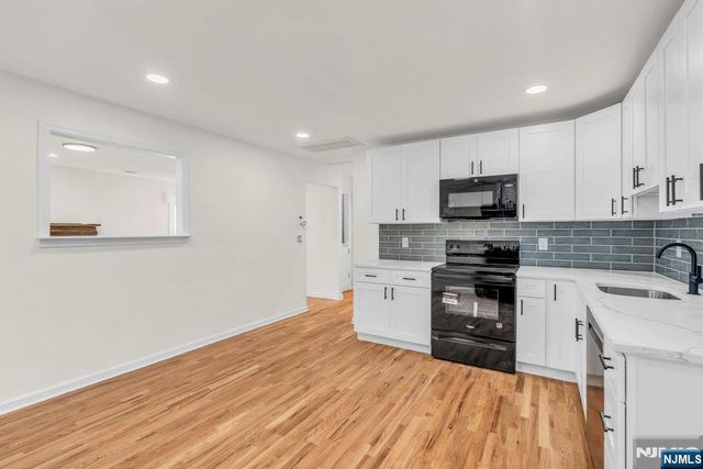 55 Orchard Drive, Vernon, NJ 07462