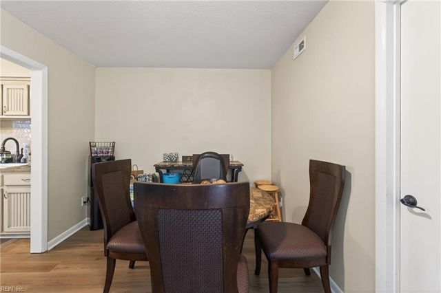 5012 Dunderdale CT, Virginia Beach, VA 23462