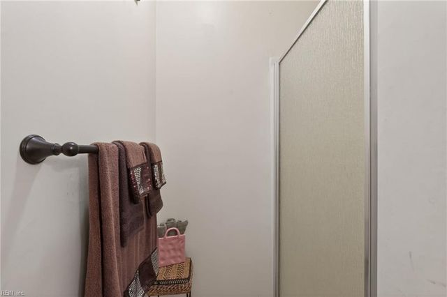 5012 Dunderdale CT, Virginia Beach, VA 23462