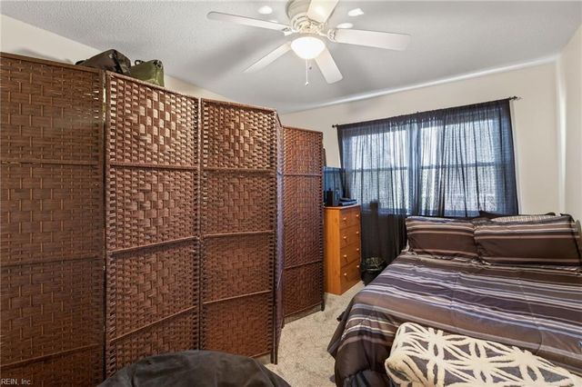 5012 Dunderdale CT, Virginia Beach, VA 23462