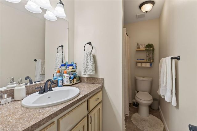 5012 Dunderdale CT, Virginia Beach, VA 23462