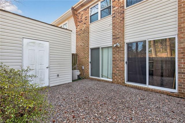 5012 Dunderdale CT, Virginia Beach, VA 23462