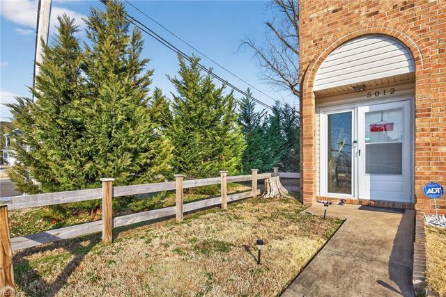 5012 Dunderdale CT, Virginia Beach, VA 23462