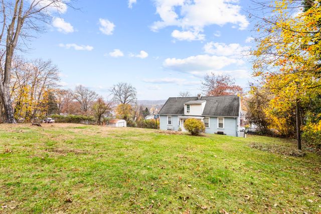 32 Huntington Avenue, New Haven, CT 06512