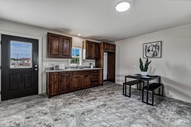 204 E 37th Street, San Angelo, TX 76903