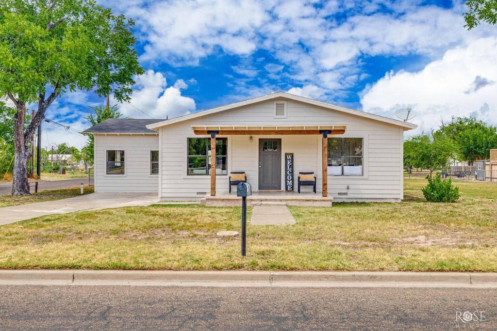 204 E 37th Street, San Angelo, TX 76903