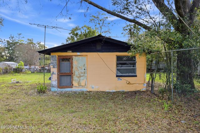 9843 WAGNER Road, Jacksonville, FL 32219