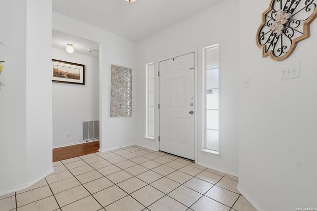 9338 Pinkerton Way, San Antonio, TX 78254