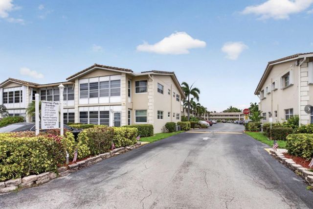 2121 NE 42ND Court 202C, Lighthouse Point, FL 33064