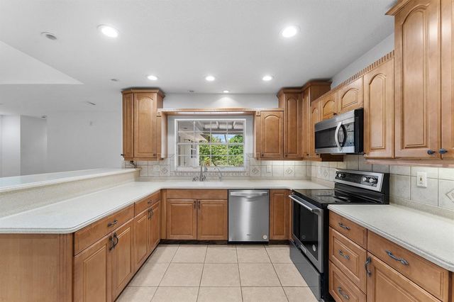 5313 Colbright Road, Lake Worth, FL 33467