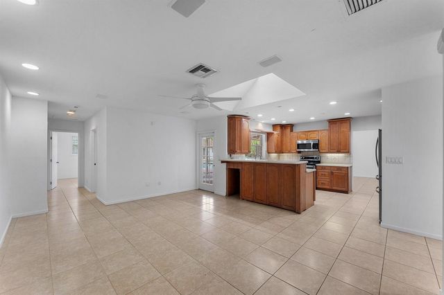 5313 Colbright Road, Lake Worth, FL 33467