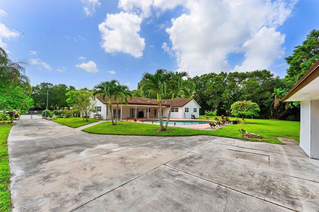 5313 Colbright Road, Lake Worth, FL 33467