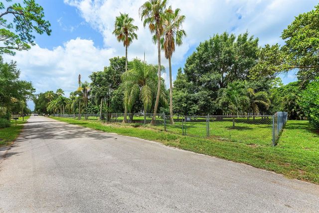 5313 Colbright Road, Lake Worth, FL 33467