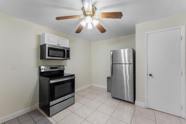 5313 Colbright Road, Lake Worth, FL 33467