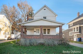 778 Eleanor Street NE, Grand Rapids, MI 49505