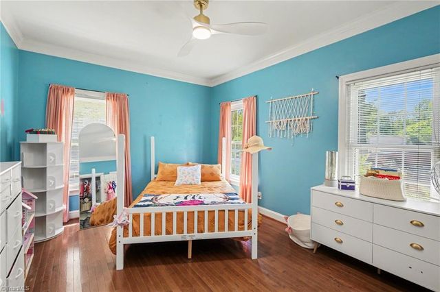 7802 High Meadows Road, Greensboro, NC 27455