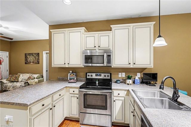 7802 High Meadows Road, Greensboro, NC 27455