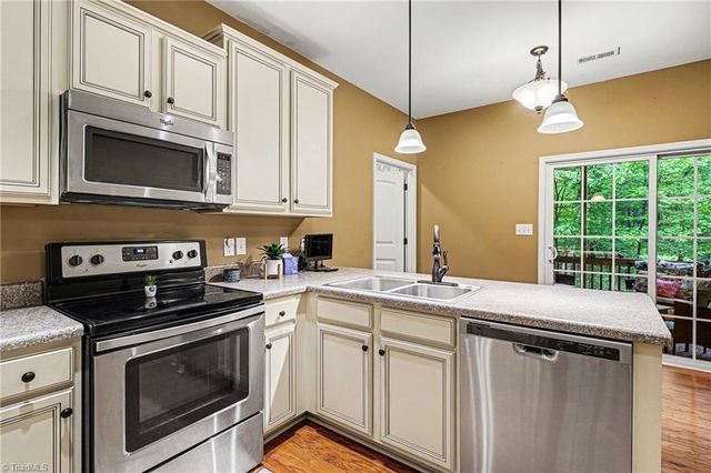 7802 High Meadows Road, Greensboro, NC 27455