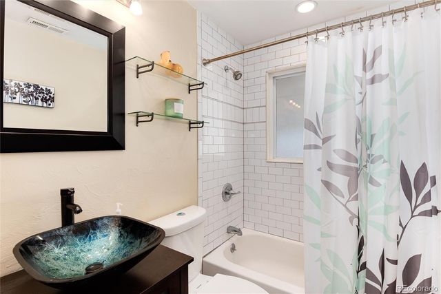 4235 Navajo Street, Denver, CO 80211