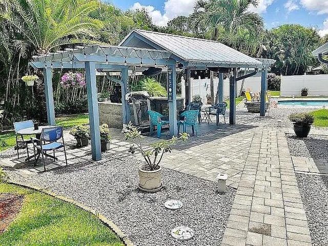 16826 126th Terrace N, Jupiter, FL 33478